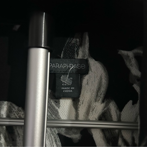 Black Floral Blazer - Picture 2 of 3